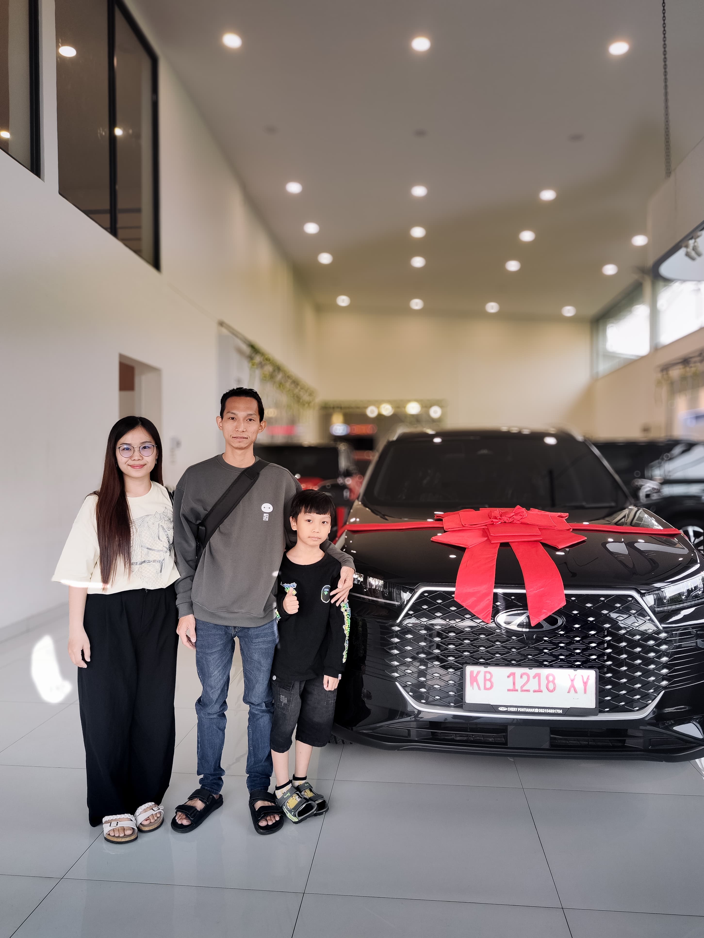Serah terima Chery OMODA E5 pelanggan Kalbar
